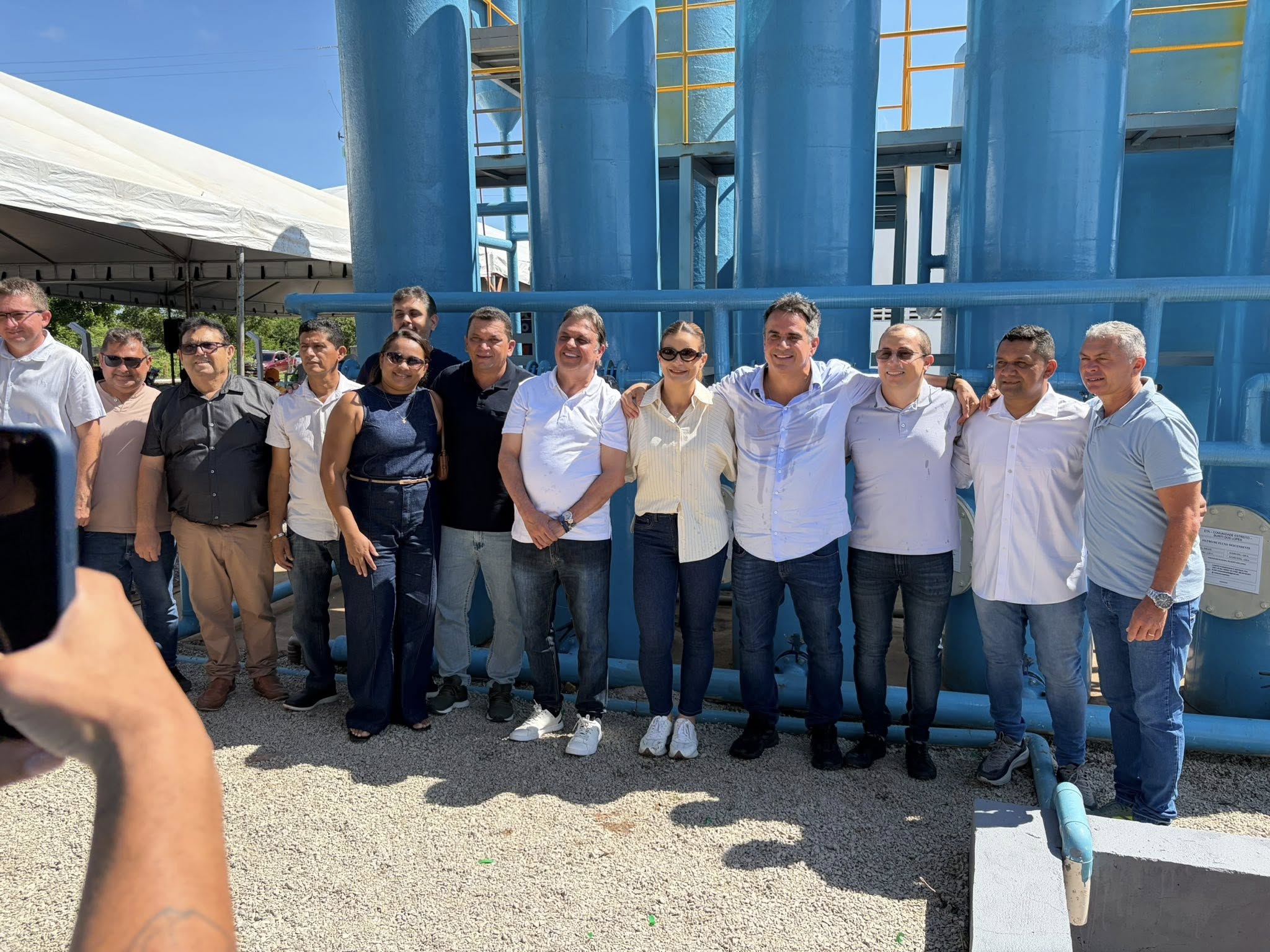 O PODER LEGISLATIVO PARTICIPA DE INAUGURAÇÃO DO SISTEMA DE ABASTECIMENTO DE ÁGUA NA COMUNIDADE ESTREITO ZONA RURAL DE BURITI DOS LOPES